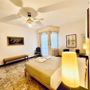 Affittacamere Milano Guest House