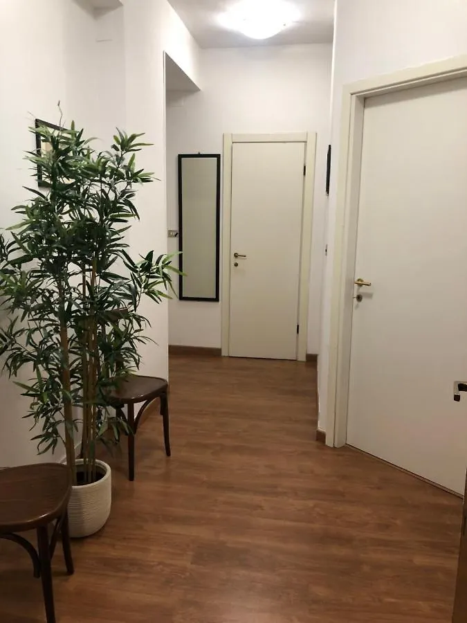 Guest house Dimora Pancaldo - Private Room Milan