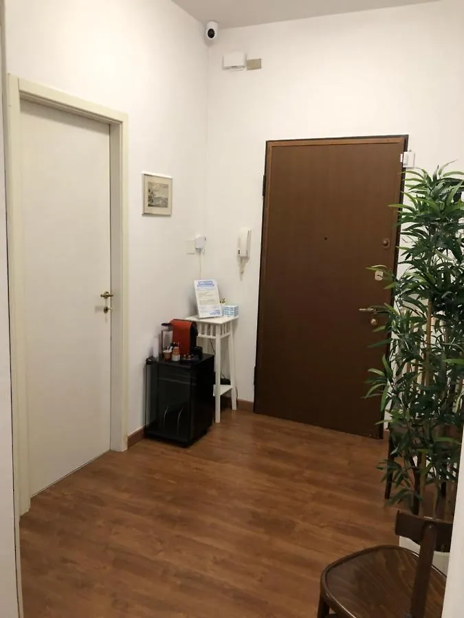 Dimora Pancaldo - Private Room Milan Guest house